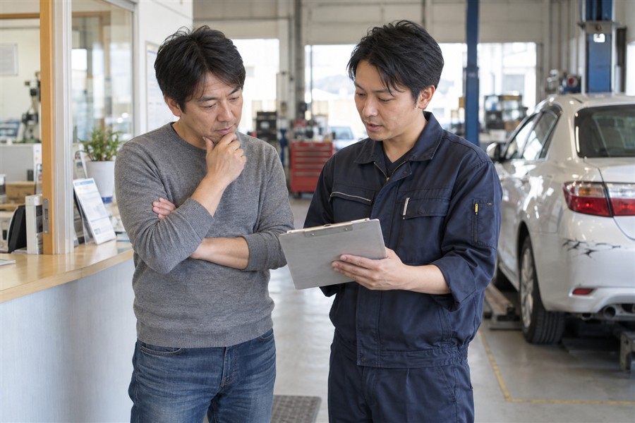 事故車は修理するか買い替えるか？見積もり・保険・車の状態から考える判断ポイント